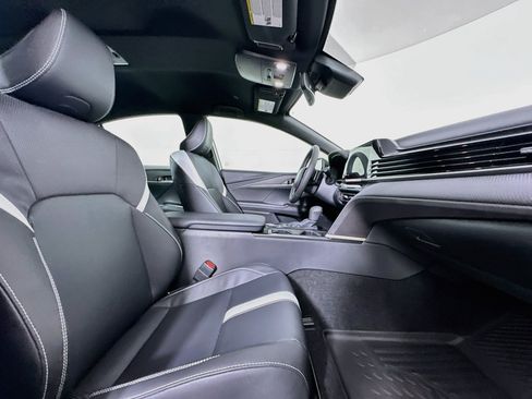Used 2026 Toyota Camry SE w/ Convenience Package FWD image 30