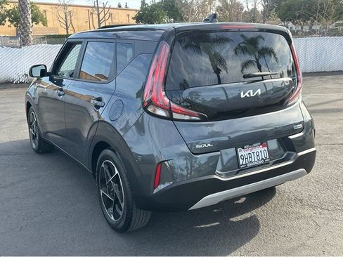 Certified 2023 Kia Soul EX image 4