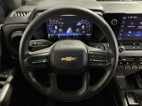 Used 2024 Chevrolet Colorado W/T RWD image 17
