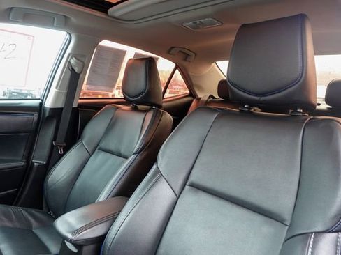 Certified 2017 Toyota Corolla XSE image 25