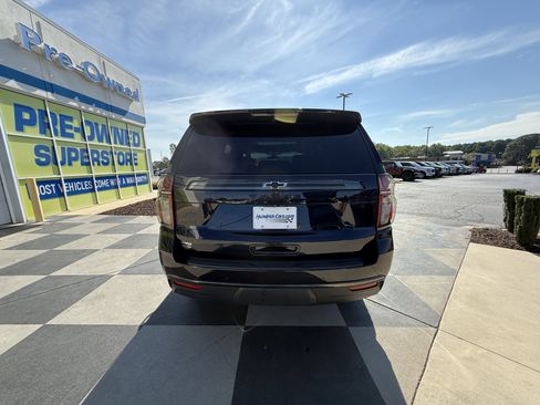 Used 2021 Chevrolet Tahoe Z71 w/ Z71 Signature Package image 8