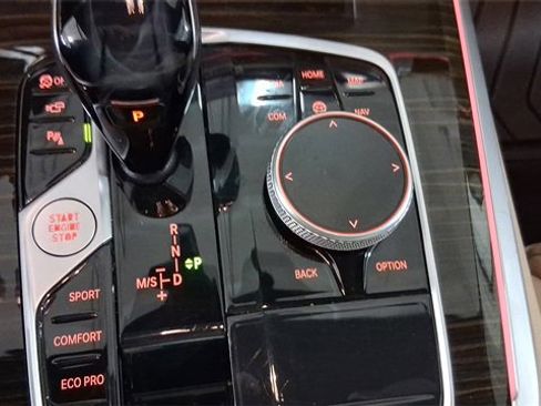 Used 2021 BMW X5 xDrive40i w/ Convenience Package image 30