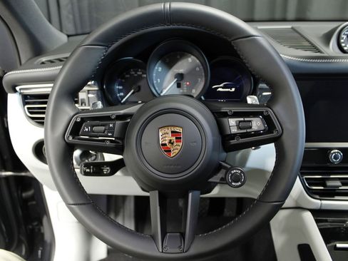 New 2026 Porsche Macan S image 33