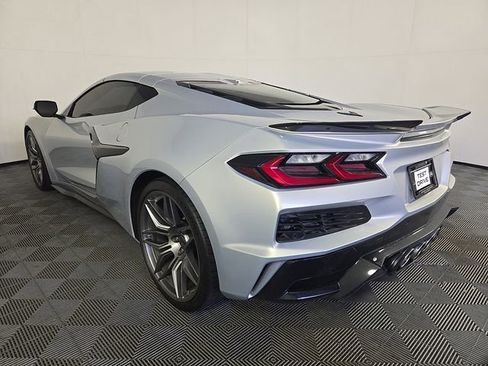 Used 2024 Chevrolet Corvette Z06 w/ Stealth Interior Trim Package RWD image 7