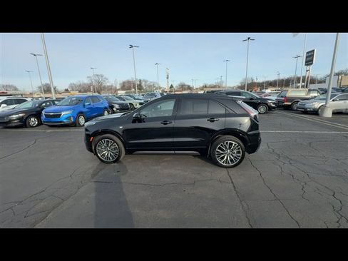 Used 2025 Cadillac XT4 Sport image 5
