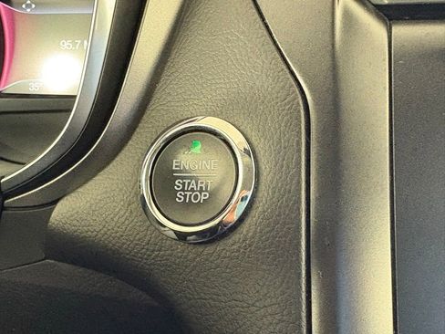 Used 2019 Ford Fusion SE w/ Equipment Group 151A image 26