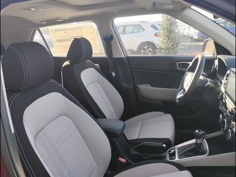 New 2026 Hyundai Venue SEL image 9