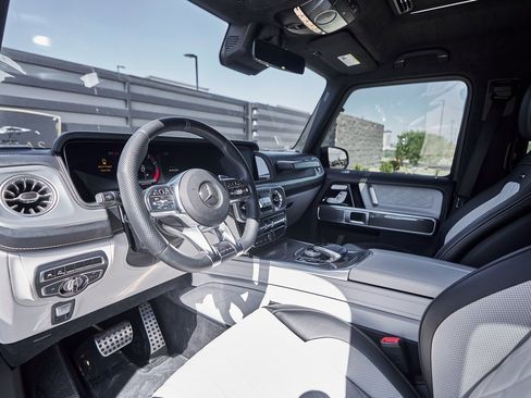 Used 2022 Mercedes-Benz G 63 AMG 4MATIC image 2