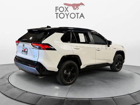 Used 2019 Toyota RAV4 XSE image 6