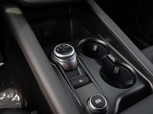 New 2026 Ford Explorer Active w/ Active Comfort Package RWD image 27