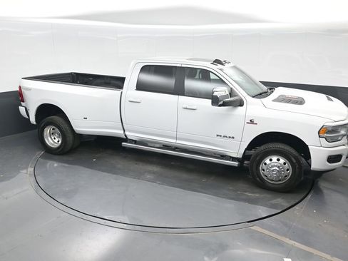 Used 2023 RAM 3500 Laramie AWD/4WD image 34