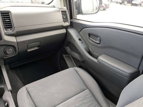 Used 2022 Nissan Frontier S w/ Technology Package image 19