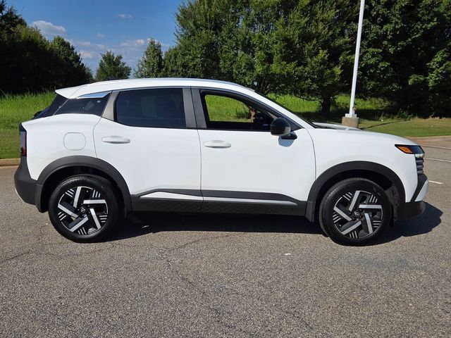 Used 2026 Nissan Kicks SV FWD image 14