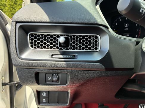 Used 2025 Honda Civic Type R image 26