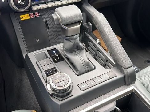 New 2026 Toyota Tacoma 4x4 Double Cab Hybrid image 28