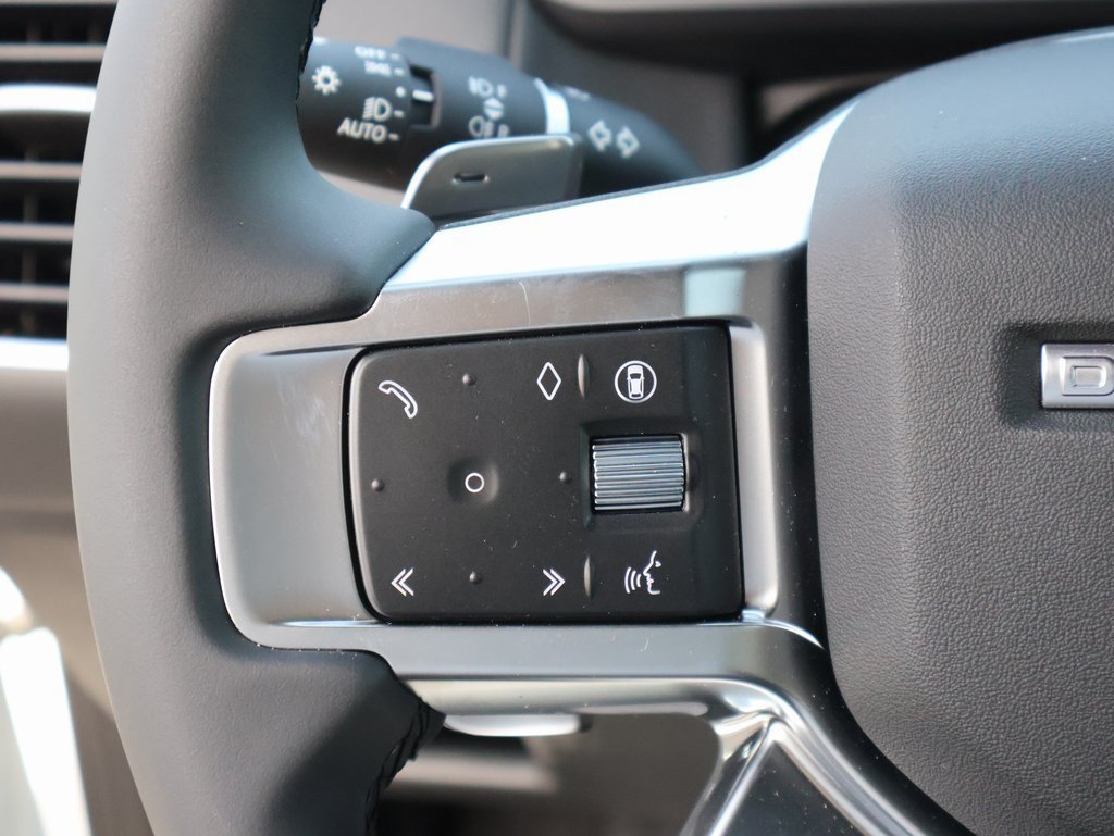 New 2026 Land Rover Discovery Dynamic SE AWD/4WD image 32