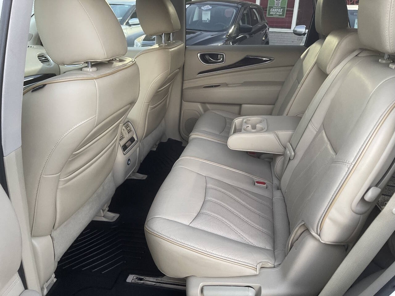 Used 2013 INFINITI JX35 AWD w/ Premium Pkg image 26