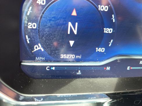 Used 2023 Chevrolet Silverado 1500 LT image 12