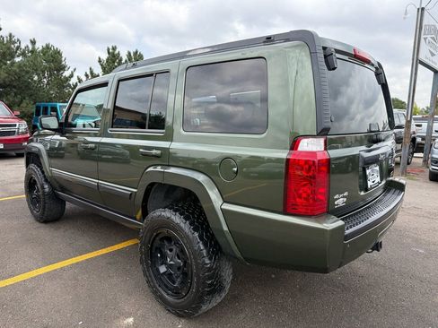 Used 2008 Jeep Commander Sport image 5