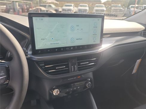 New 2026 Ford Escape SE image 17