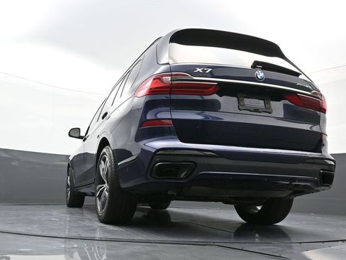 Used 2022 BMW X7 xDrive40i w/ M Sport Package image 28