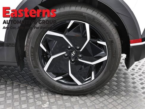 Used 2024 Hyundai Ioniq 5 SE image 32