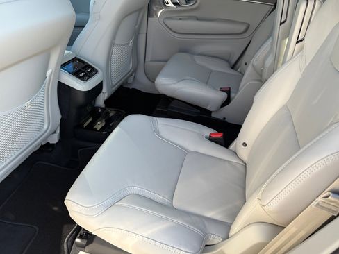 New 2026 Volvo XC90 B6 Ultra w/ Protection Package Premier image 21