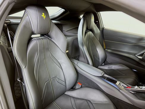 Certified 2019 Ferrari 812 Superfast RWD image 22