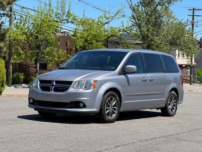 Used 2017 Dodge Grand Caravan SXT