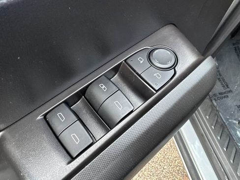 Used 2024 GMC Canyon Elevation w/ Convenience Package image 25