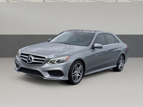 Used 2015 Mercedes-Benz E 350 4MATIC Sedan image 6