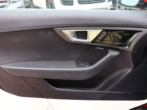 Used 2017 Jaguar F-TYPE Coupe image 30