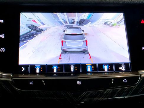 Used 2020 Cadillac XT6 Premium Luxury AWD/4WD image 75