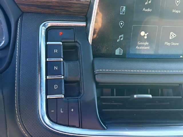 Used 2022 Chevrolet Tahoe Premier AWD/4WD image 21