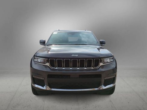 New 2025 Jeep Grand Cherokee L Limited w/ Trailer Tow Package image 3