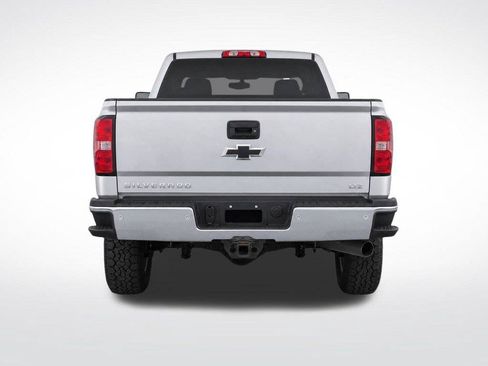 Used 2016 Chevrolet Silverado 2500 LTZ AWD/4WD image 7