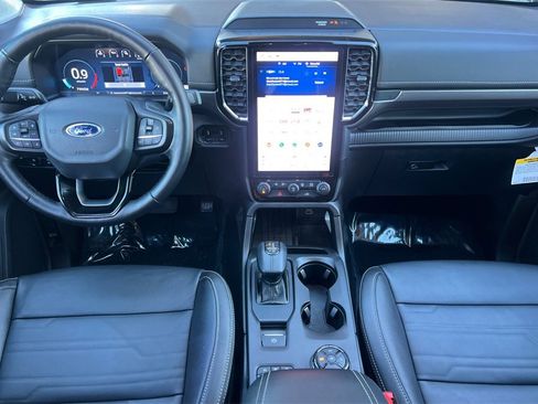 Used 2024 Ford Ranger Lariat w/ FX4 Off-Road Package image 13