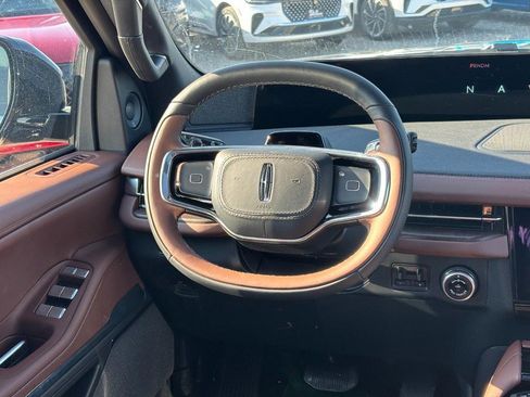 New 2026 Lincoln Navigator L Reserve image 13