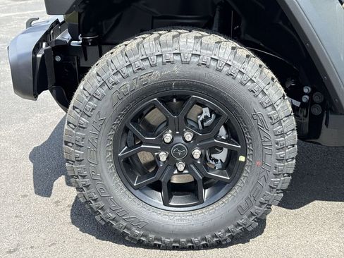 New 2026 Jeep Wrangler Unlimited Sport AWD/4WD image 10