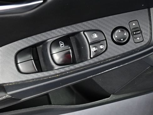 Used 2024 Nissan Sentra SV FWD image 24