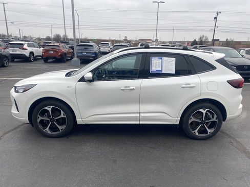 Used 2023 Ford Escape ST-Line Select w/ Tech Pack #2 image 4