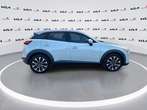 Used 2019 MAZDA CX-3 Touring FWD image 9