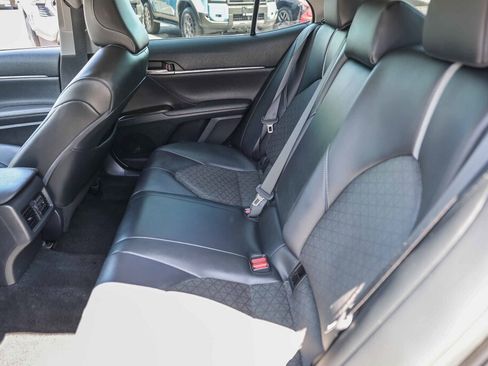 Used 2023 Toyota Camry XSE image 6