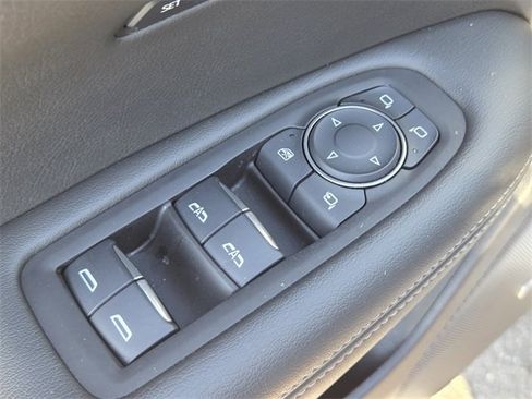 New 2025 Cadillac XT6 Luxury image 20