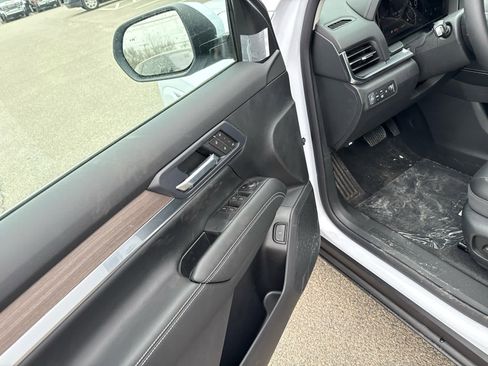 New 2026 GMC Terrain Denali image 13