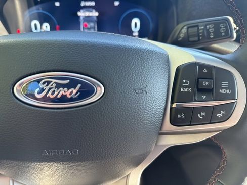 New 2026 Ford Explorer Active w/ Active Comfort Package image 21