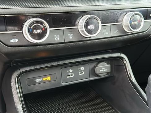 Used 2024 Honda CR-V EX image 18