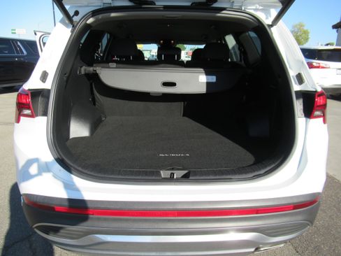 Used 2022 Hyundai Santa Fe SEL w/ Convenience Package image 18