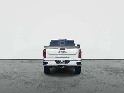 Used 2024 GMC Sierra 2500 Denali w/ Denali Reserve Package AWD/4WD image 7