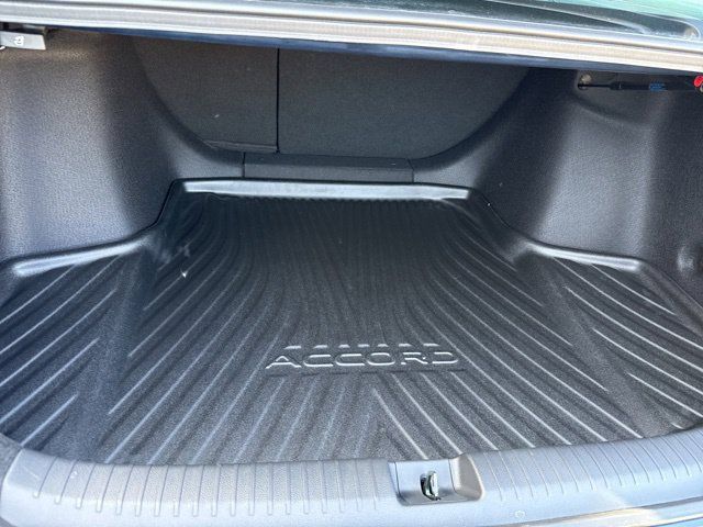 Used 2026 Honda Accord EX-L image 17